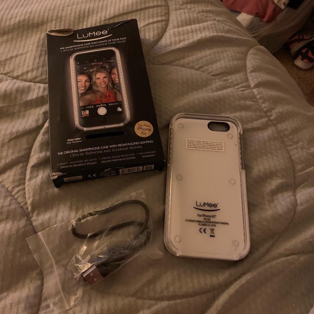 Lumee iphone 6 light up case